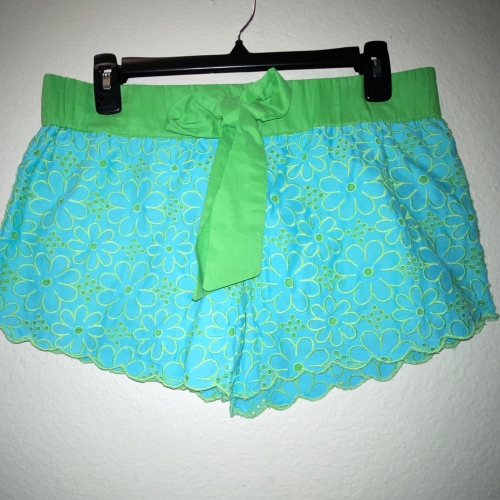 Daisy Beach Short